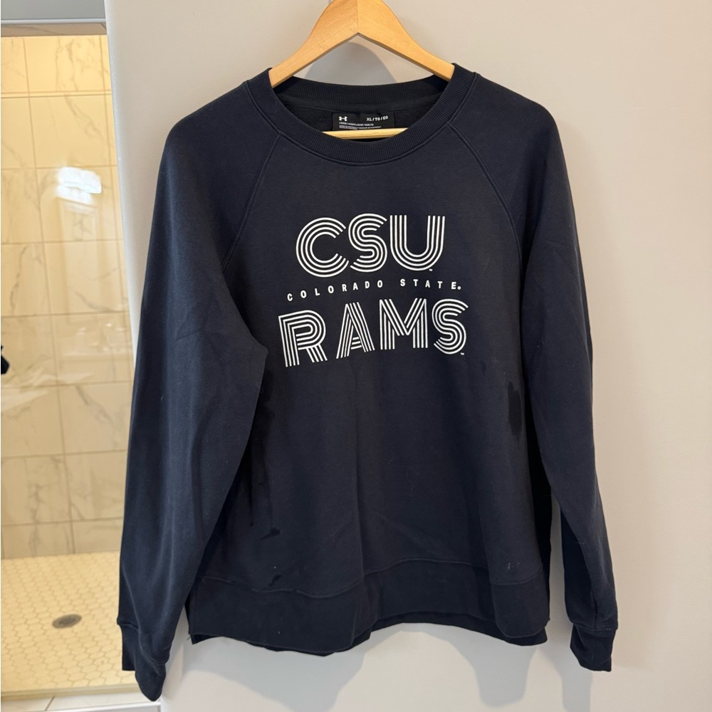 Under Armor black CSU Rams Women’s XL sweatshirt from bookstore